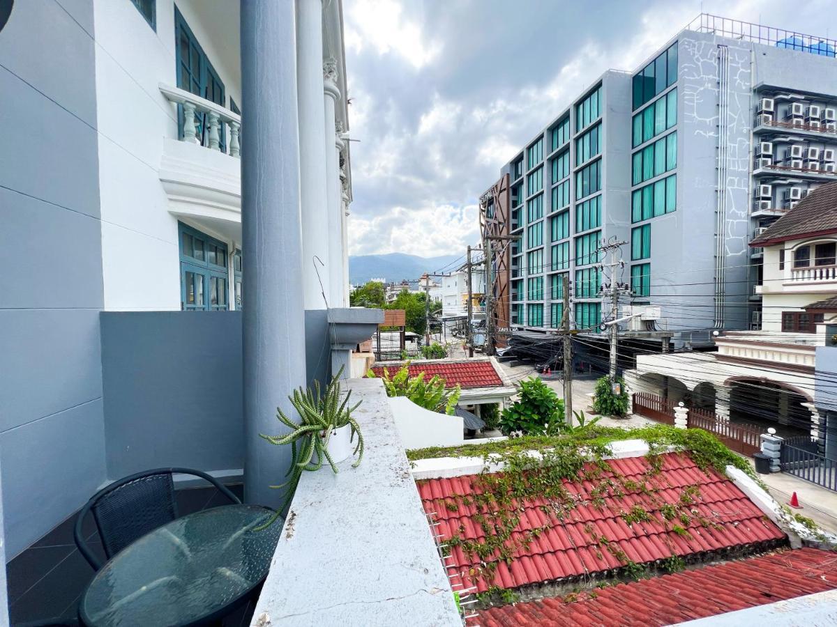 Home At 20 By Sleepyoho Chiang Mai Exterior photo