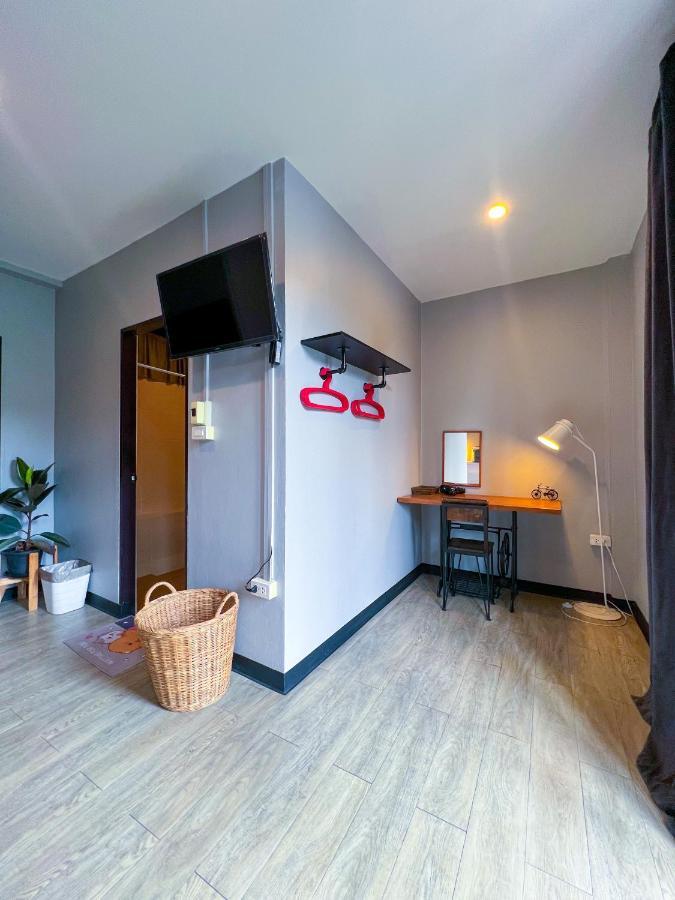 Home At 20 By Sleepyoho Chiang Mai Exterior photo